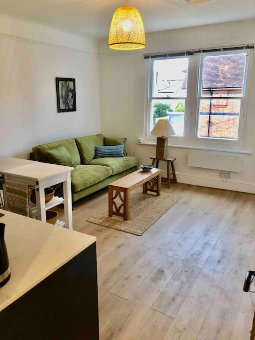 Appartement A Perfectly Located Bright, Modern ,Victorian Flat à Tunbridge Wells Extérieur photo